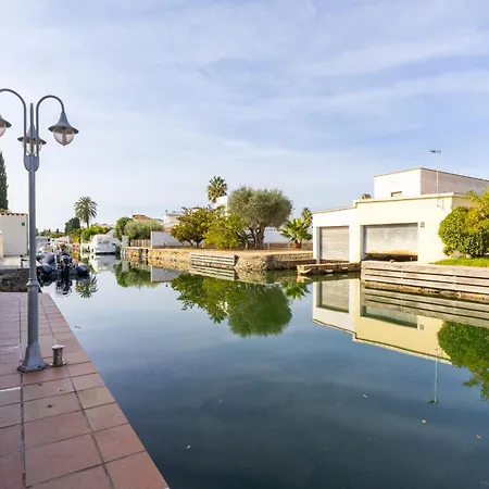 Appartamento Welcs Falconera Con Piscina