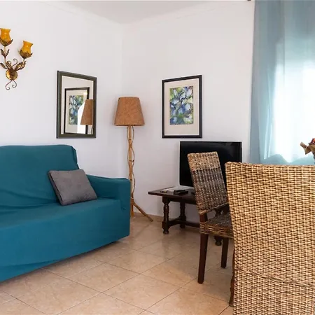 Welcs Falconera Con Piscina Empuriabrava