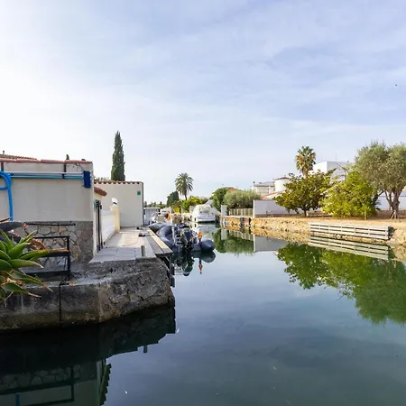 Welcs Falconera Con Piscina Empuriabrava